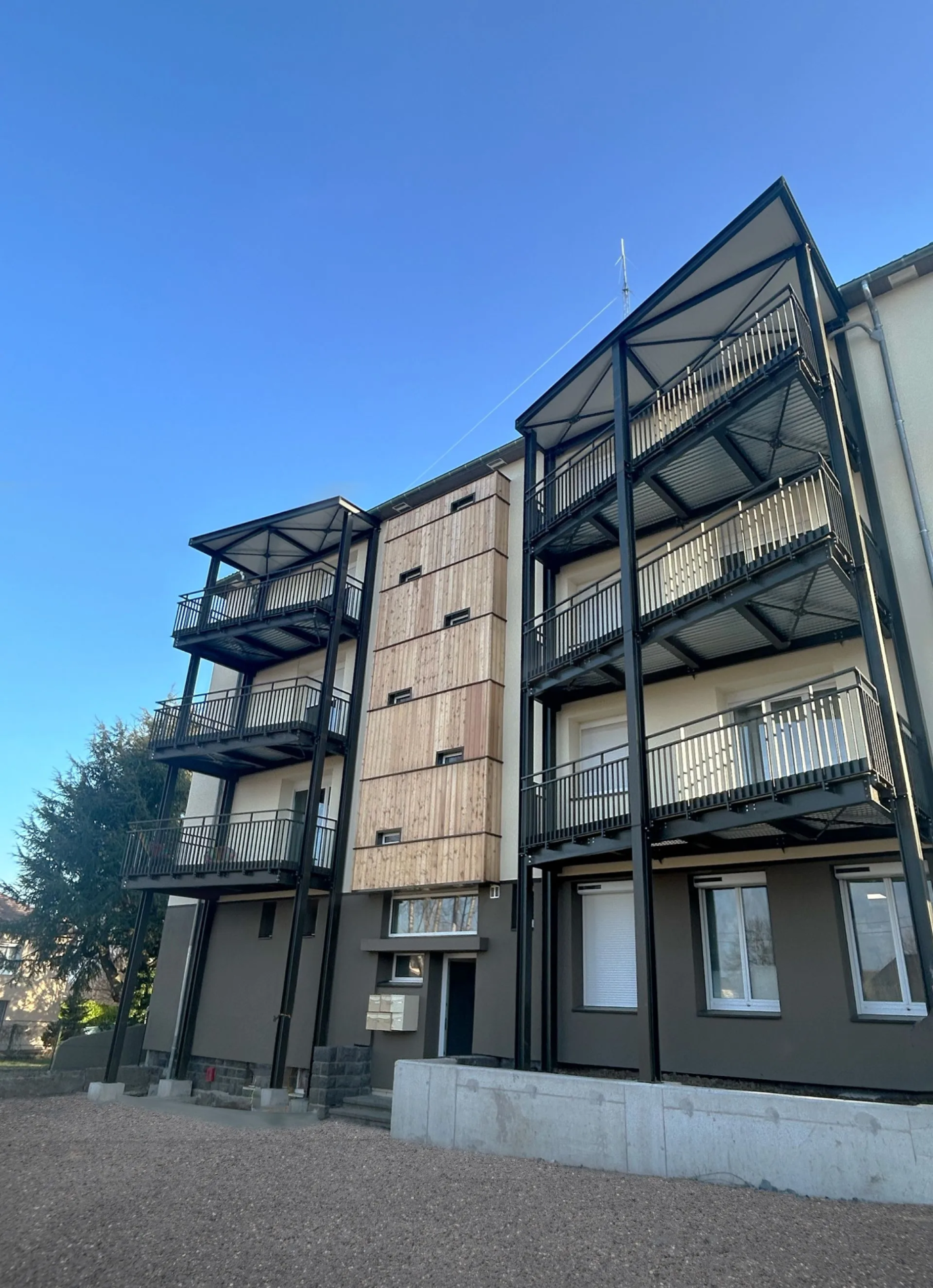 BN2M - BALCON - ST GERVAIS D'AUVERGNE (63)